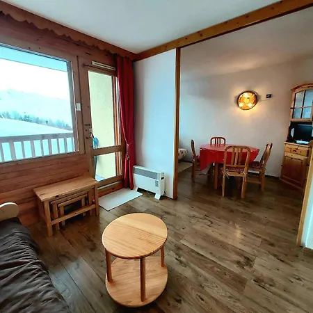 Divisible 4 Pers Au Pied Des Pistes A Plagne Villages - Fr-1-351-158 Apartment *